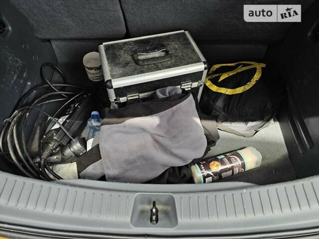 Оранжевый Опель Ampera-e, объемом двигателя 0 л и пробегом 145 тыс. км за 15000 $, фото 47 на Automoto.ua