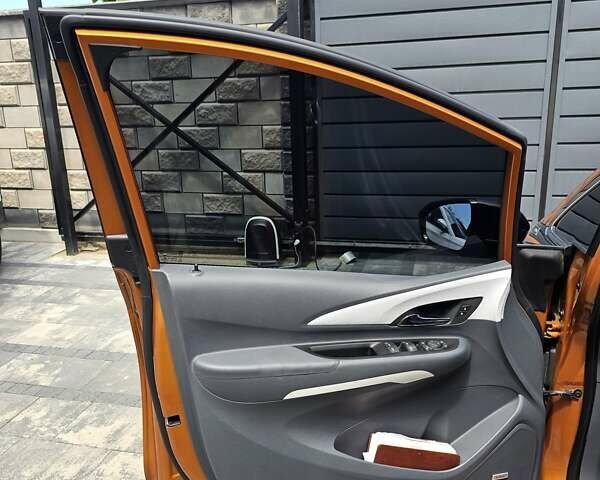 Оранжевый Опель Ampera-e, объемом двигателя 0 л и пробегом 145 тыс. км за 15000 $, фото 23 на Automoto.ua