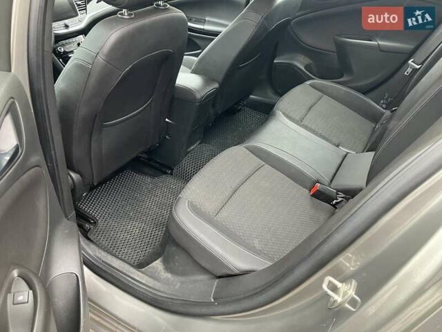 Бежевий Опель Astra Sports Tourer, об'ємом двигуна 1.6 л та пробігом 176 тис. км за 11200 $, фото 7 на Automoto.ua