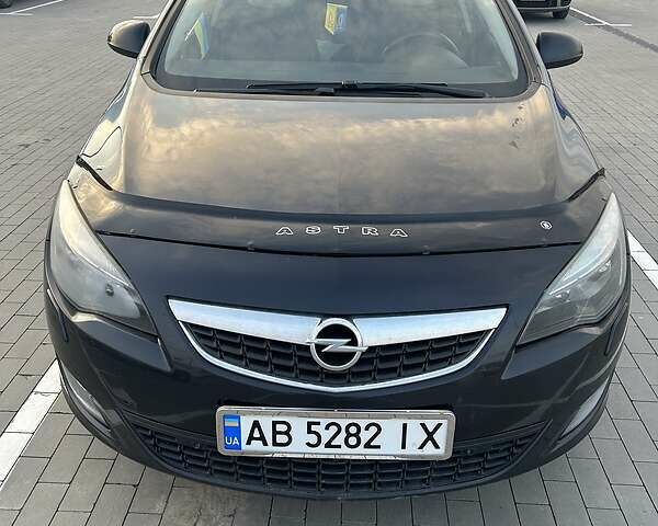 Черный Опель Astra Sports Tourer, объемом двигателя 2 л и пробегом 222 тыс. км за 8500 $, фото 12 на Automoto.ua