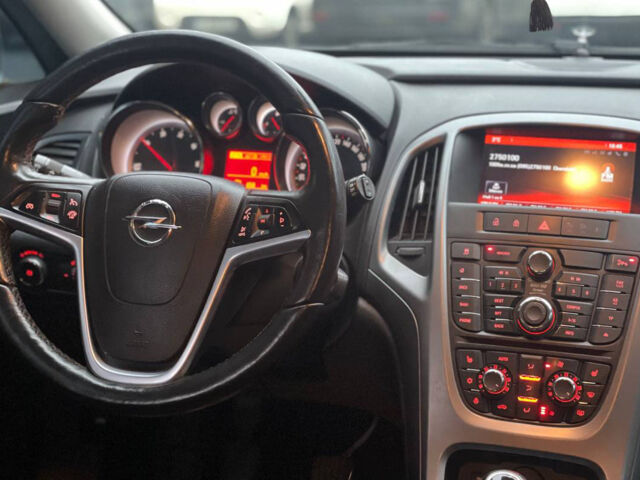 Черный Опель Astra Sports Tourer, объемом двигателя 1.6 л и пробегом 140 тыс. км за 9700 $, фото 8 на Automoto.ua