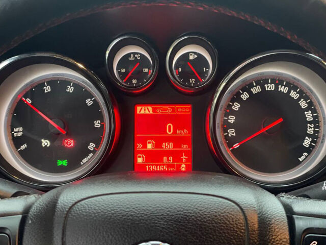 Черный Опель Astra Sports Tourer, объемом двигателя 1.6 л и пробегом 140 тыс. км за 9700 $, фото 10 на Automoto.ua