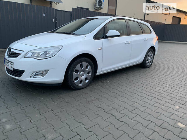 Опель Astra Sports Tourer, об'ємом двигуна 1.7 л та пробігом 214 тис. км за 7700 $, фото 1 на Automoto.ua