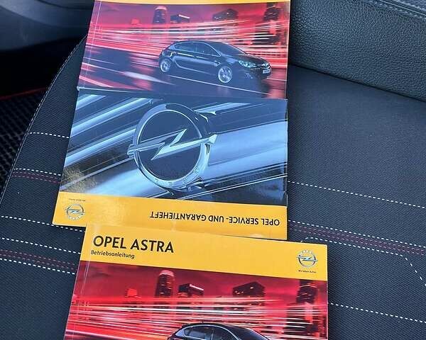 Сірий Опель Astra Sports Tourer, об'ємом двигуна 1.7 л та пробігом 221 тис. км за 10000 $, фото 118 на Automoto.ua