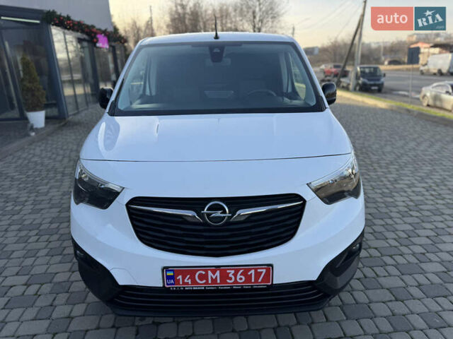 Белый Опель Combo-e, объемом двигателя 0 л и пробегом 51 тыс. км за 15350 $, фото 13 на Automoto.ua