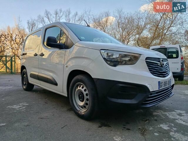 Белый Опель Combo-e, объемом двигателя 0 л и пробегом 56 тыс. км за 18900 $, фото 23 на Automoto.ua