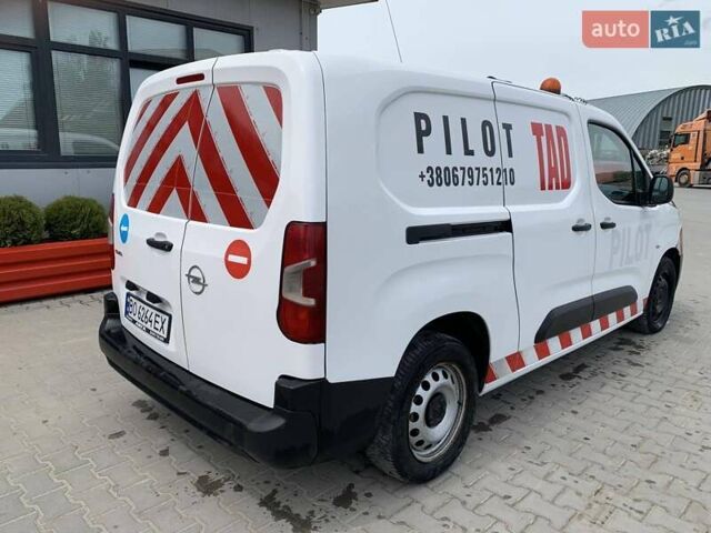 Белый Опель Combo-e, объемом двигателя 1.56 л и пробегом 310 тыс. км за 12500 $, фото 5 на Automoto.ua