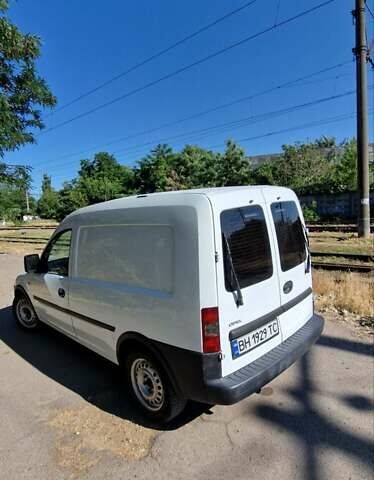 Білий Опель Combo-e, об'ємом двигуна 1.7 л та пробігом 164 тис. км за 3950 $, фото 2 на Automoto.ua