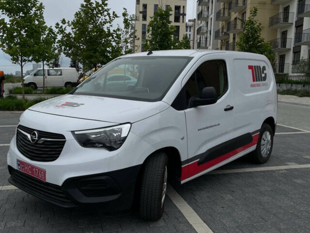 Білий Опель Combo-e, об'ємом двигуна 0 л та пробігом 17 тис. км за 18000 $, фото 2 на Automoto.ua