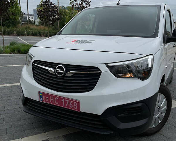 Белый Опель Combo-e, объемом двигателя 0 л и пробегом 17 тыс. км за 18700 $, фото 13 на Automoto.ua