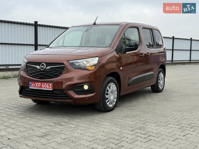 Коричневый Опель Combo-e, объемом двигателя 0 л и пробегом 61 тыс. км за 18888 $, фото 2 на Automoto.ua