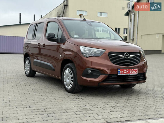 Коричневый Опель Combo-e, объемом двигателя 0 л и пробегом 61 тыс. км за 18888 $, фото 1 на Automoto.ua