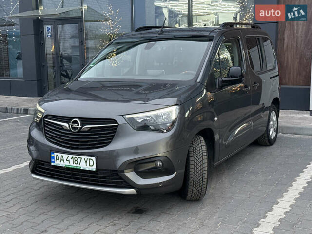 Серый Опель Combo-e, объемом двигателя 0 л и пробегом 49 тыс. км за 22000 $, фото 2 на Automoto.ua