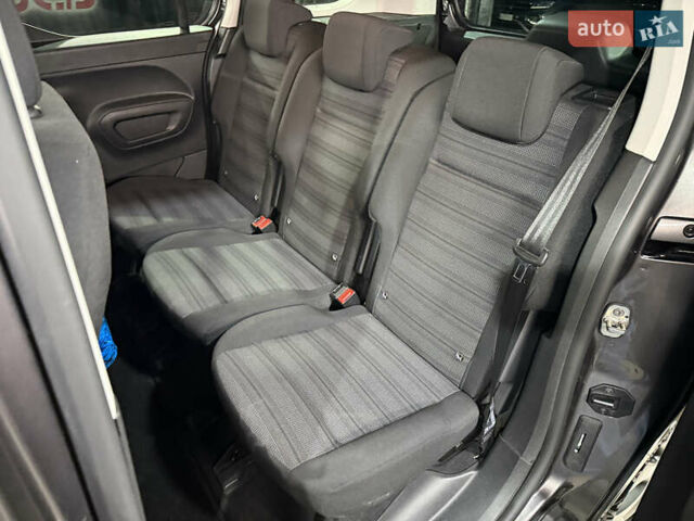 Серый Опель Combo-e, объемом двигателя 0 л и пробегом 49 тыс. км за 22000 $, фото 15 на Automoto.ua