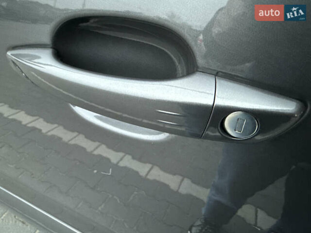 Серый Опель Combo-e, объемом двигателя 0 л и пробегом 49 тыс. км за 22000 $, фото 10 на Automoto.ua