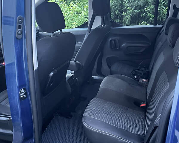 Синий Опель Combo-e, объемом двигателя 0 л и пробегом 43 тыс. км за 21000 $, фото 7 на Automoto.ua