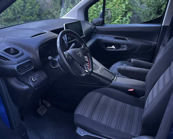 Синий Опель Combo-e, объемом двигателя 0 л и пробегом 43 тыс. км за 21000 $, фото 3 на Automoto.ua