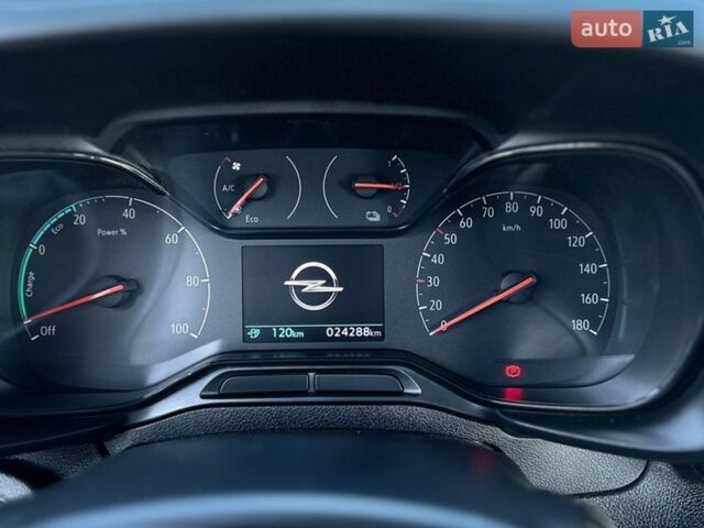 Синий Опель Combo-e, объемом двигателя 0 л и пробегом 24 тыс. км за 19900 $, фото 11 на Automoto.ua