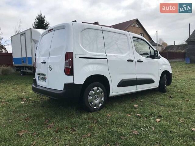 Белый Опель Combo Cargo, объемом двигателя 1.5 л и пробегом 185 тыс. км за 11400 $, фото 6 на Automoto.ua