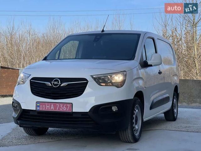 Белый Опель Combo Cargo, объемом двигателя 1.5 л и пробегом 146 тыс. км за 12500 $, фото 12 на Automoto.ua