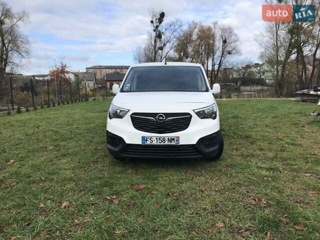 Белый Опель Combo Cargo, объемом двигателя 1.5 л и пробегом 185 тыс. км за 11400 $, фото 5 на Automoto.ua