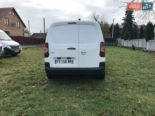 Белый Опель Combo Cargo, объемом двигателя 1.5 л и пробегом 185 тыс. км за 11400 $, фото 9 на Automoto.ua