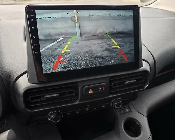 Білий Опель Combo Cargo, об'ємом двигуна 1.5 л та пробігом 79 тис. км за 11550 $, фото 1 на Automoto.ua