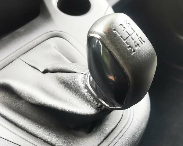 Білий Опель Combo Cargo, об'ємом двигуна 1.5 л та пробігом 79 тис. км за 8000 $, фото 19 на Automoto.ua