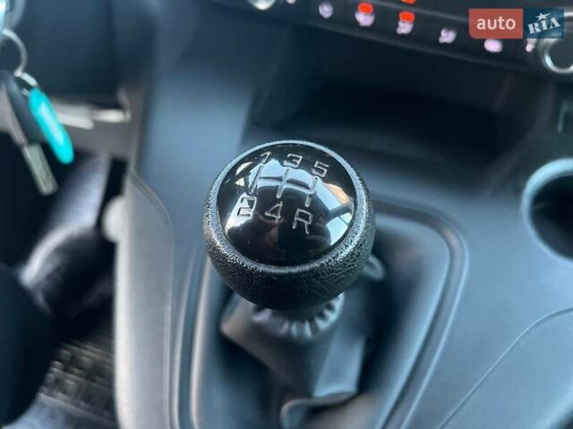 Белый Опель Combo Cargo, объемом двигателя 1.5 л и пробегом 126 тыс. км за 13300 $, фото 28 на Automoto.ua