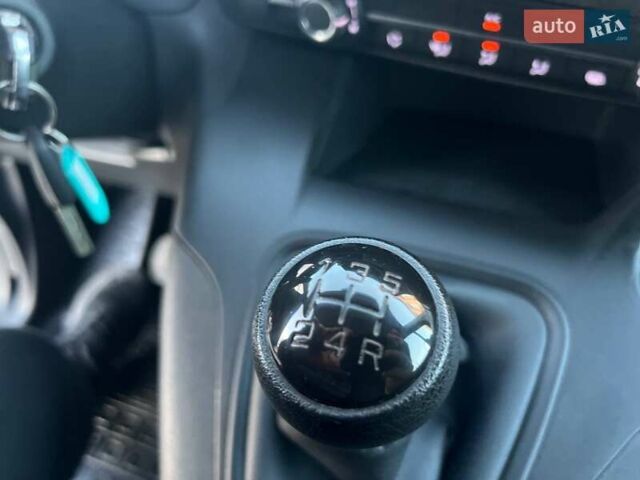 Белый Опель Combo Cargo, объемом двигателя 1.5 л и пробегом 126 тыс. км за 13300 $, фото 27 на Automoto.ua