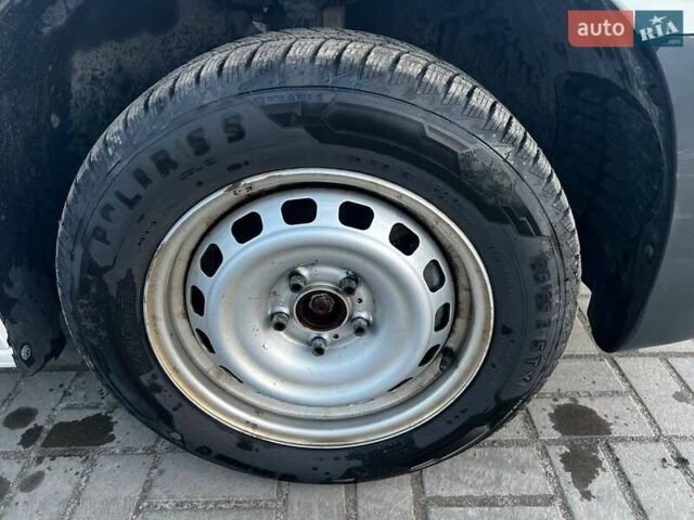 Белый Опель Combo Cargo, объемом двигателя 1.5 л и пробегом 126 тыс. км за 13300 $, фото 14 на Automoto.ua