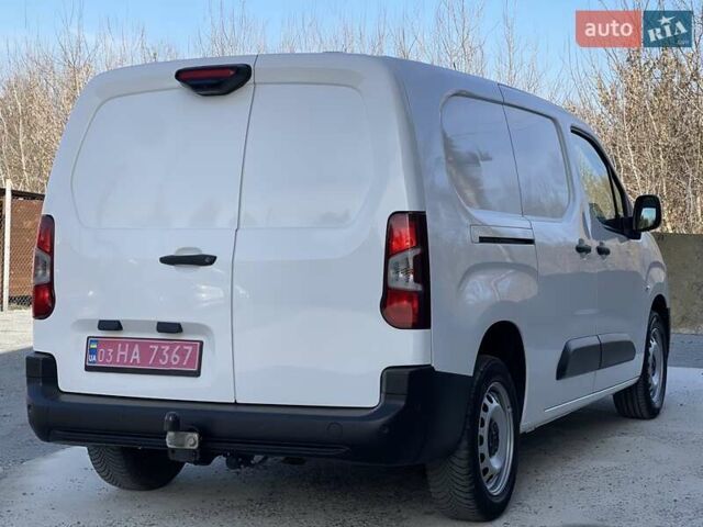 Білий Опель Combo Cargo, об'ємом двигуна 1.5 л та пробігом 146 тис. км за 12500 $, фото 5 на Automoto.ua