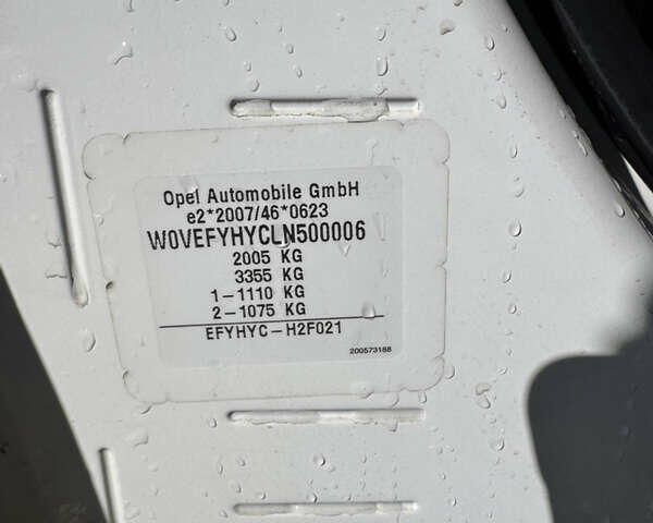 Белый Опель Combo Cargo, объемом двигателя 0 л и пробегом 124 тыс. км за 11995 $, фото 13 на Automoto.ua