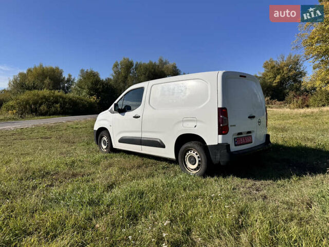 Белый Опель Combo Cargo, объемом двигателя 0 л и пробегом 124 тыс. км за 11995 $, фото 5 на Automoto.ua