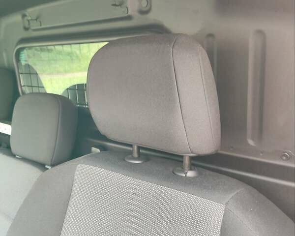 Білий Опель Combo Cargo, об'ємом двигуна 1.5 л та пробігом 188 тис. км за 11600 $, фото 32 на Automoto.ua