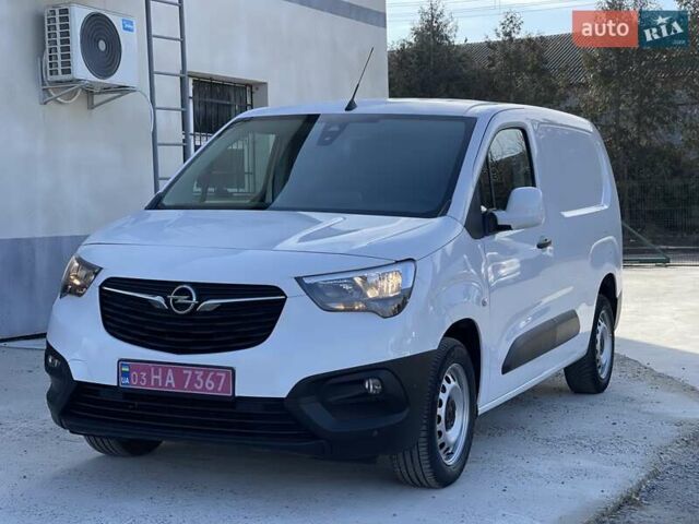 Білий Опель Combo Cargo, об'ємом двигуна 1.5 л та пробігом 146 тис. км за 12500 $, фото 2 на Automoto.ua