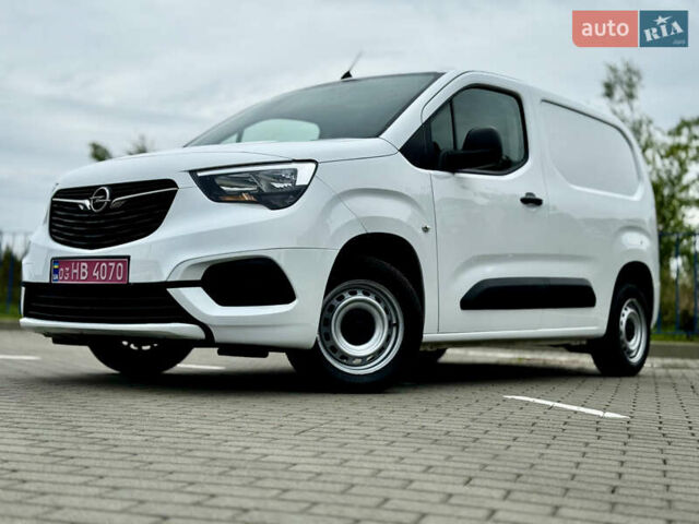 Білий Опель Combo Cargo, об'ємом двигуна 1.5 л та пробігом 154 тис. км за 10700 $, фото 7 на Automoto.ua