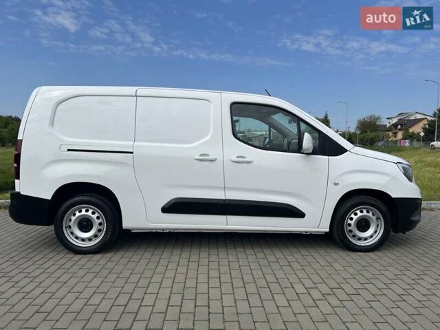 Белый Опель Combo Cargo, объемом двигателя 1.5 л и пробегом 189 тыс. км за 13999 $, фото 1 на Automoto.ua