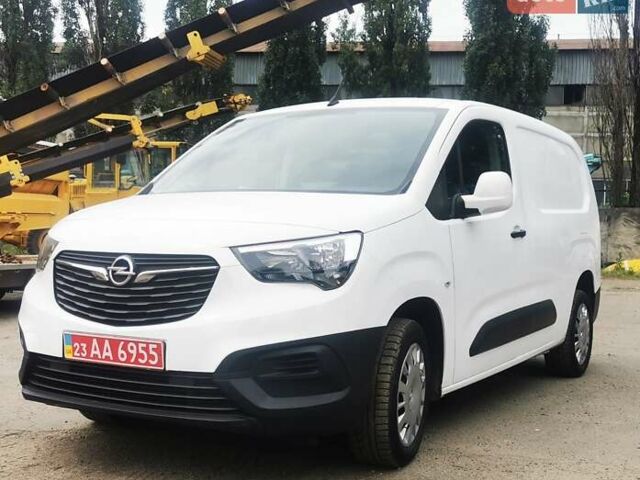 Белый Опель Combo Cargo, объемом двигателя 0 л и пробегом 79 тыс. км за 8000 $, фото 5 на Automoto.ua