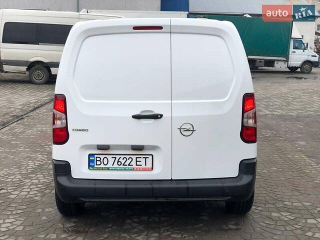 Білий Опель Combo Cargo, об'ємом двигуна 1.5 л та пробігом 126 тис. км за 13000 $, фото 6 на Automoto.ua