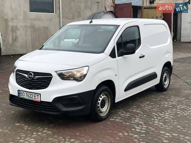 Білий Опель Combo Cargo, об'ємом двигуна 1.5 л та пробігом 126 тис. км за 13000 $, фото 3 на Automoto.ua