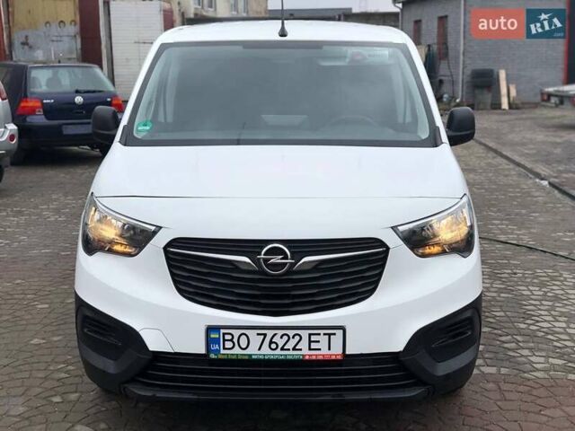 Білий Опель Combo Cargo, об'ємом двигуна 1.5 л та пробігом 126 тис. км за 13000 $, фото 2 на Automoto.ua