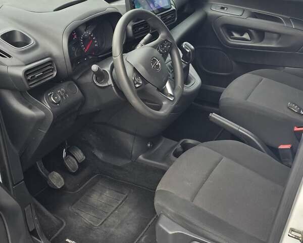 Белый Опель Combo Cargo, объемом двигателя 1.5 л и пробегом 100 тыс. км за 14900 $, фото 16 на Automoto.ua