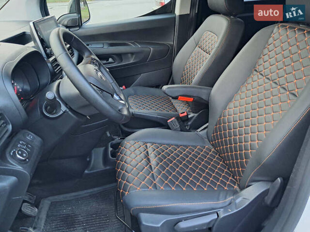 Опель Combo Cargo 2022 в Гадяче на Automoto.ua Белый Опель Combo Cargo, объемом двигателя 1.5 л и пробегом 120 тыс. км за 15750 $, фото 14 на Automoto.ua