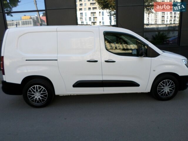 Білий Опель Combo Cargo, об'ємом двигуна 1.6 л та пробігом 215 тис. км за 15400 $, фото 12 на Automoto.ua