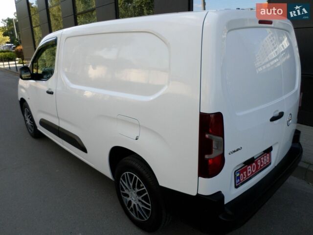Білий Опель Combo Cargo, об'ємом двигуна 1.6 л та пробігом 215 тис. км за 15400 $, фото 6 на Automoto.ua