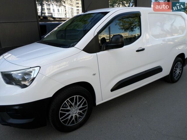Білий Опель Combo Cargo, об'ємом двигуна 1.6 л та пробігом 215 тис. км за 15400 $, фото 3 на Automoto.ua