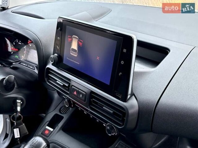 Білий Опель Combo Cargo, об'ємом двигуна 1.5 л та пробігом 96 тис. км за 21000 $, фото 28 на Automoto.ua