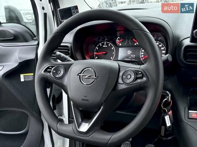 Белый Опель Combo Cargo, объемом двигателя 1.5 л и пробегом 96 тыс. км за 21500 $, фото 48 на Automoto.ua