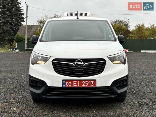 Білий Опель Combo Cargo, об'ємом двигуна 1.5 л та пробігом 96 тис. км за 21000 $, фото 2 на Automoto.ua